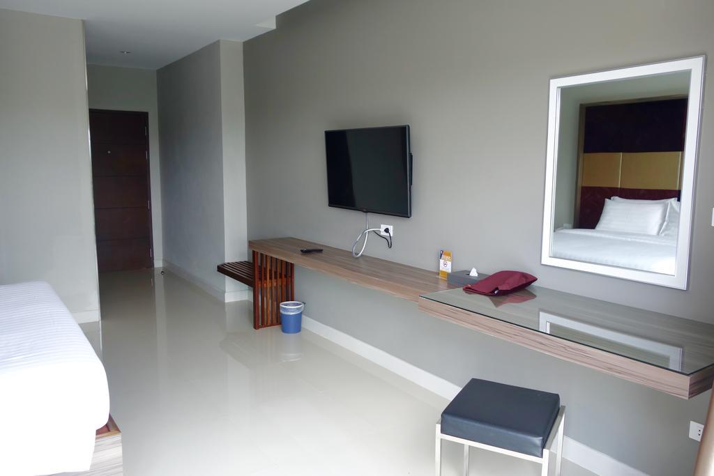 V Hotel Ubon Ratchathani Habitación foto